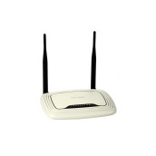 300m wireless n router with 4-port switch (10/100) 2.4ghz 802.11n draft 2.0 detachable antennas