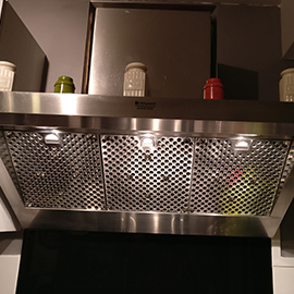 L'installation de la hotte n’est pas conforme