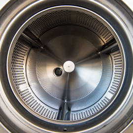 Objet coincé entre la cuve et le tambour du lave-linge