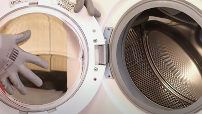 Comment changer la charnière de votre lave-linge ?