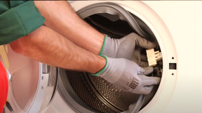 Comment tester la sécurité de porte d’un lave-linge ?