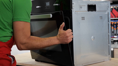 Comment changer la vitre d’une porte d’un four ?